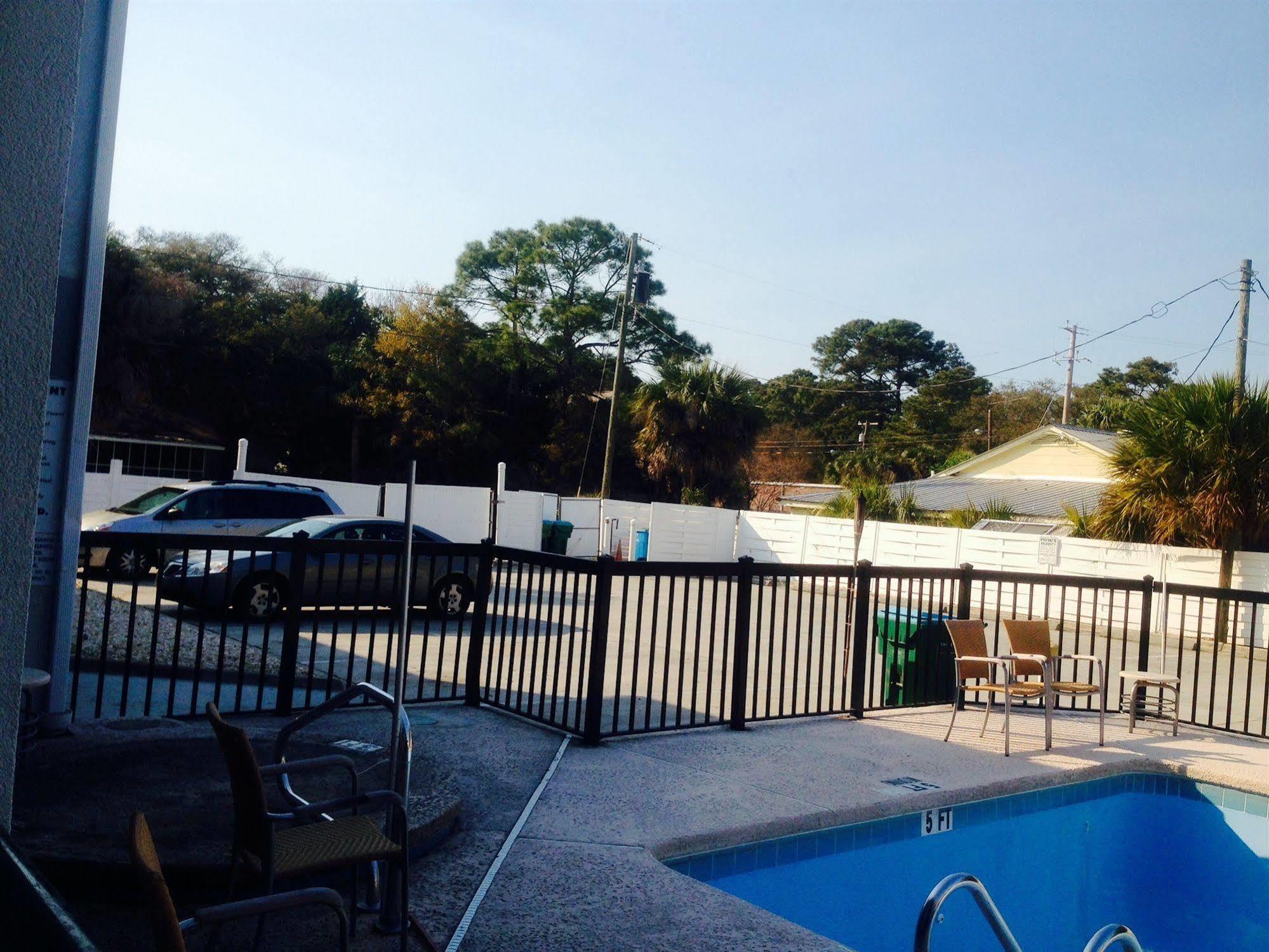 Sky Suites Tybee Island Exterior foto